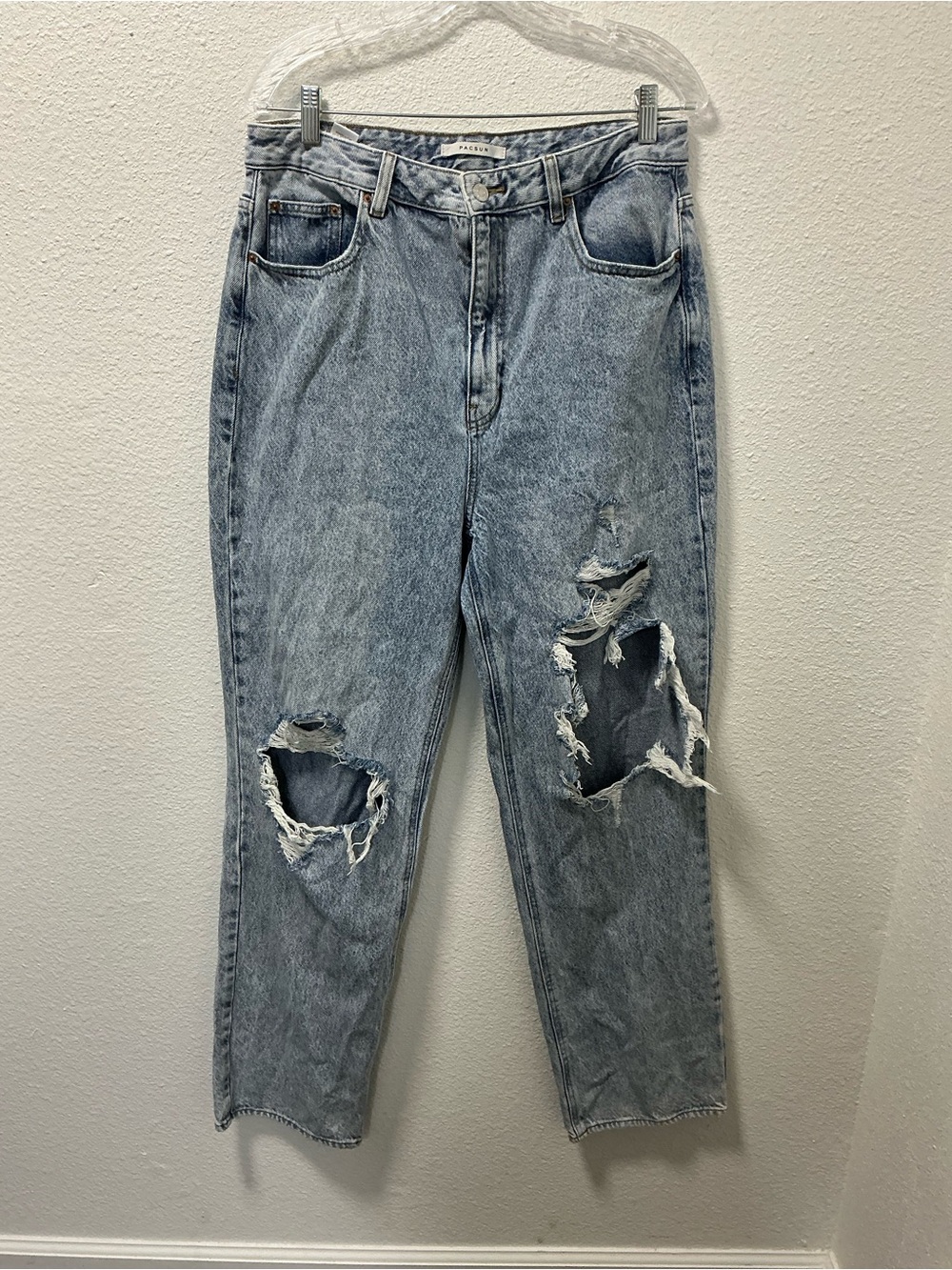 PacSun High Rise 90s Light Blue Acid Wash Distressed Boyfriend Jeans Size 32x31